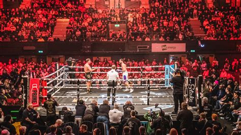 misfits boxing betting|Home .